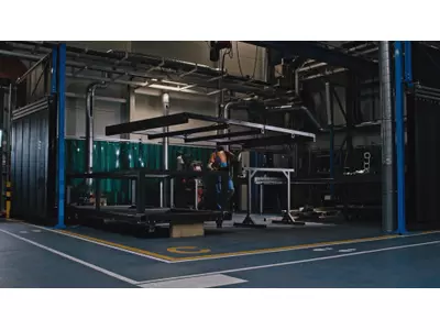 Adoz welding shop 2.jpg